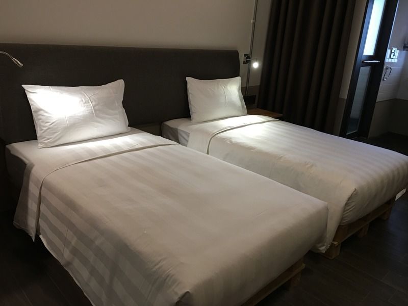 Hotel Papa Whale Тайпей Екстериор снимка