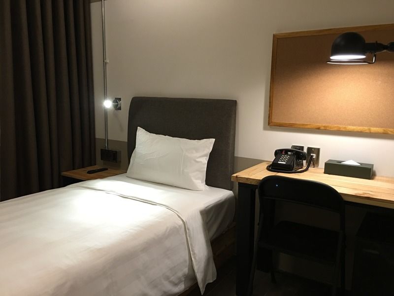 Hotel Papa Whale Тайпей Екстериор снимка