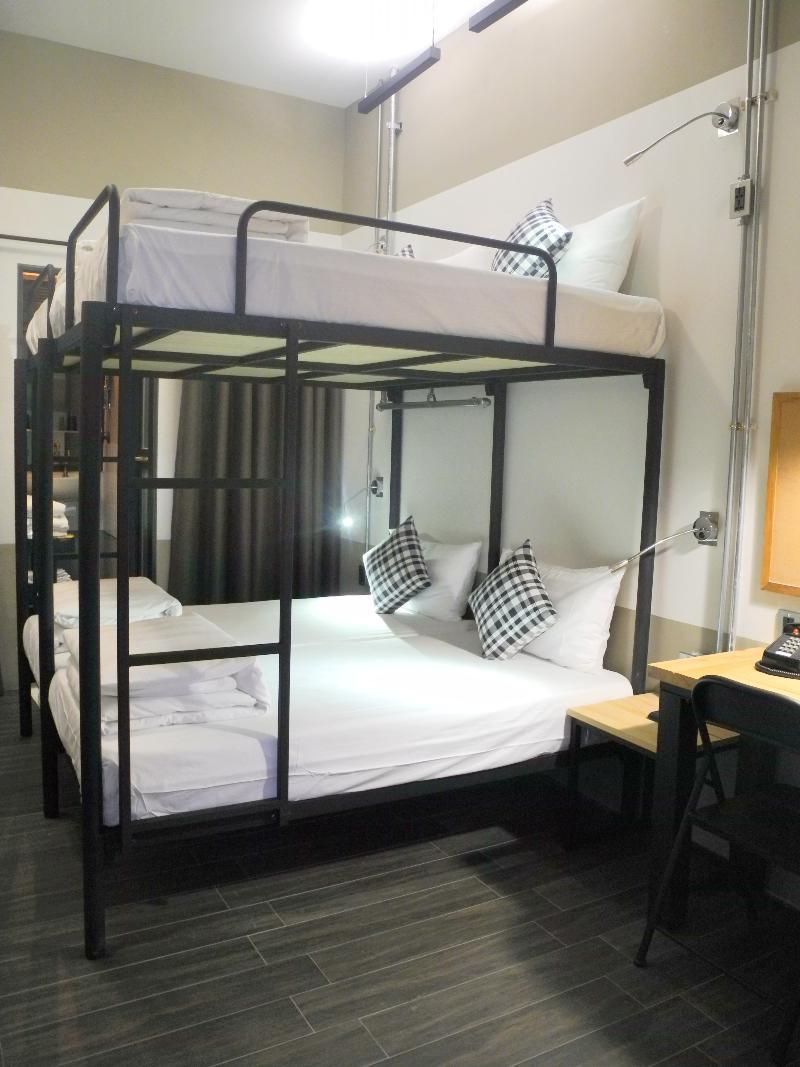 Hotel Papa Whale Тайпей Екстериор снимка